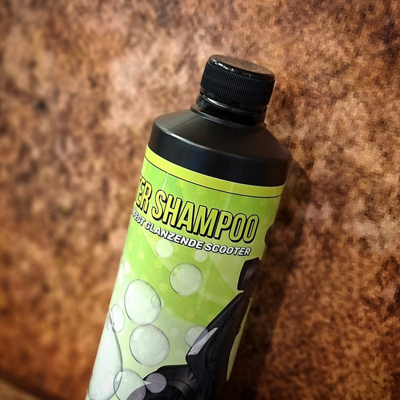Scooter/shampoo/washandschoen